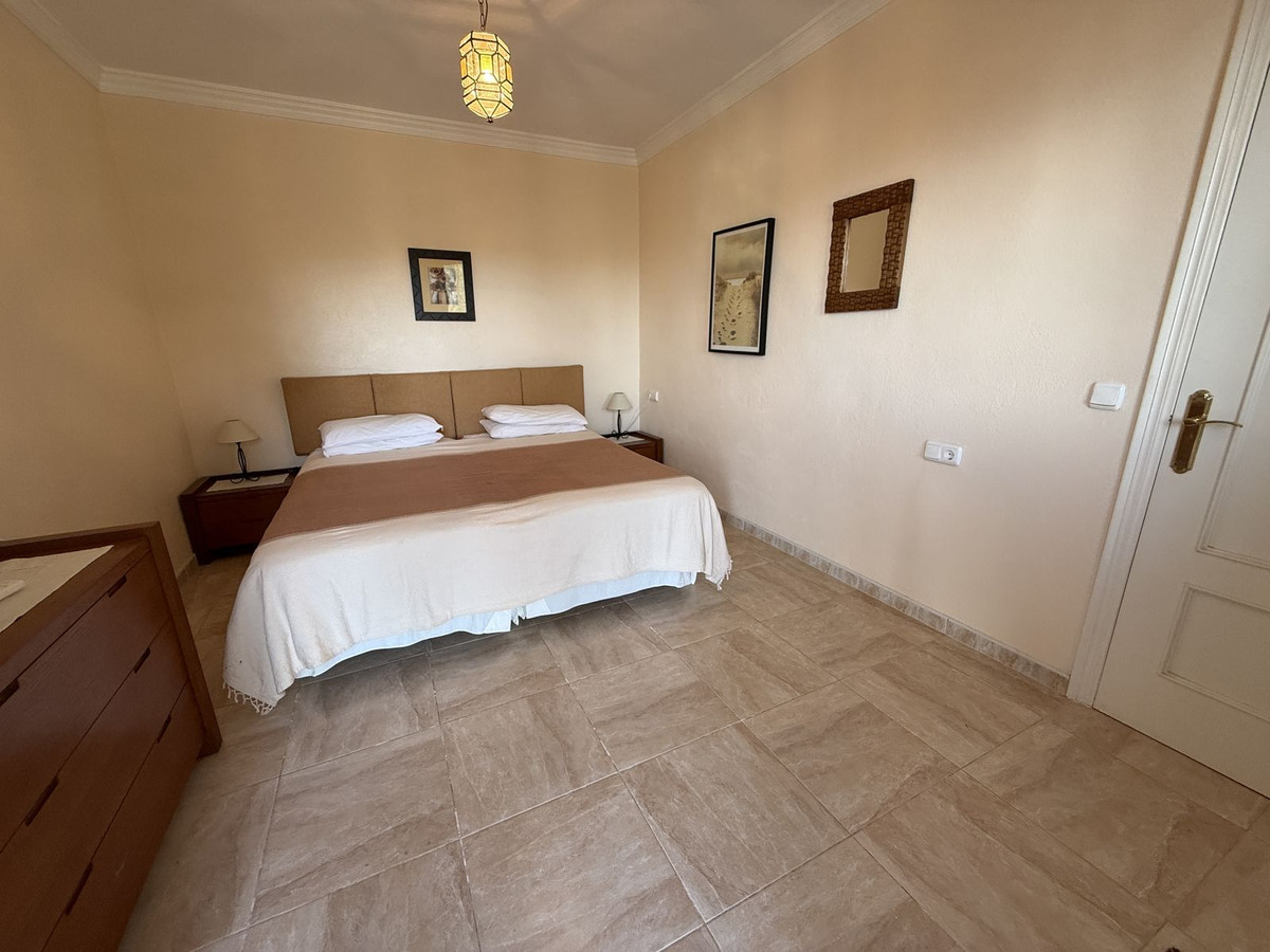Se vende Finca - Cortijo de 3 dormitorios en Costa Del Sol, Málaga, España