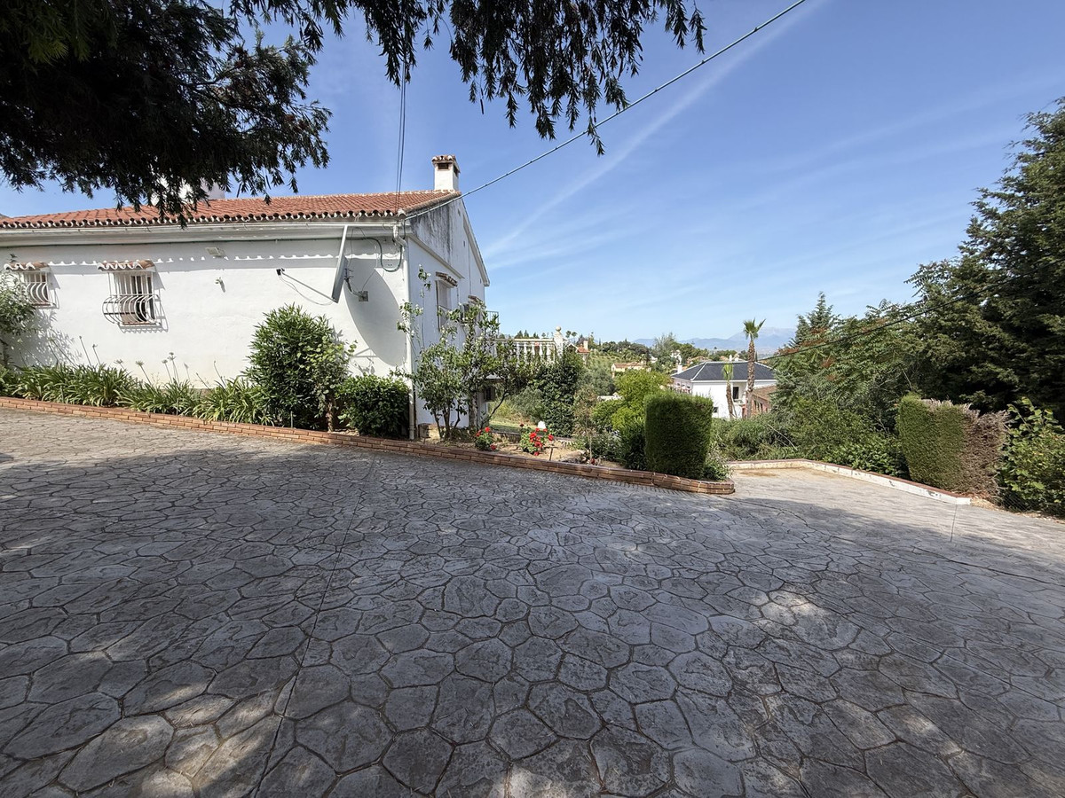 Se vende Finca - Cortijo de 3 dormitorios en Costa Del Sol, Málaga, España