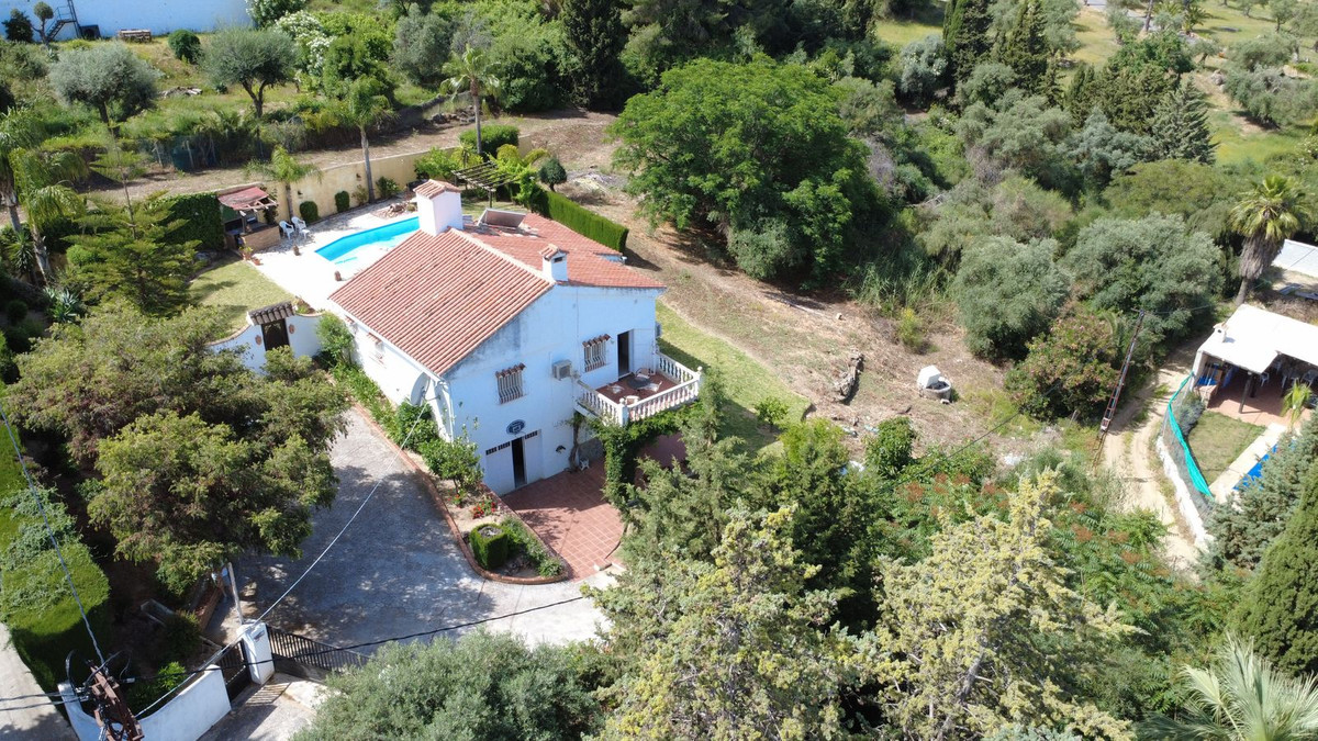 Se vende Finca - Cortijo de 3 dormitorios en Costa Del Sol, Málaga, España