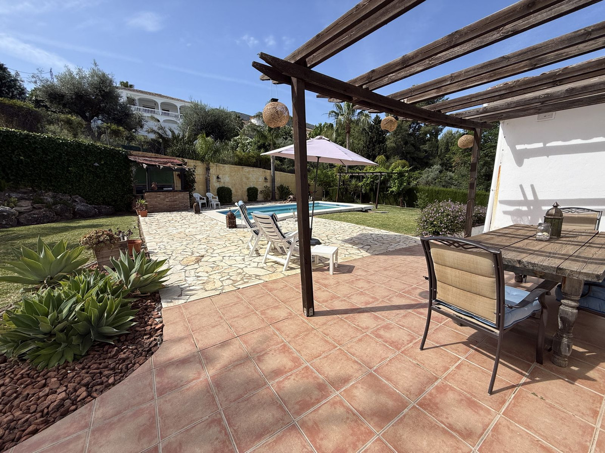 Se vende Finca - Cortijo de 3 dormitorios en Costa Del Sol, Málaga, España