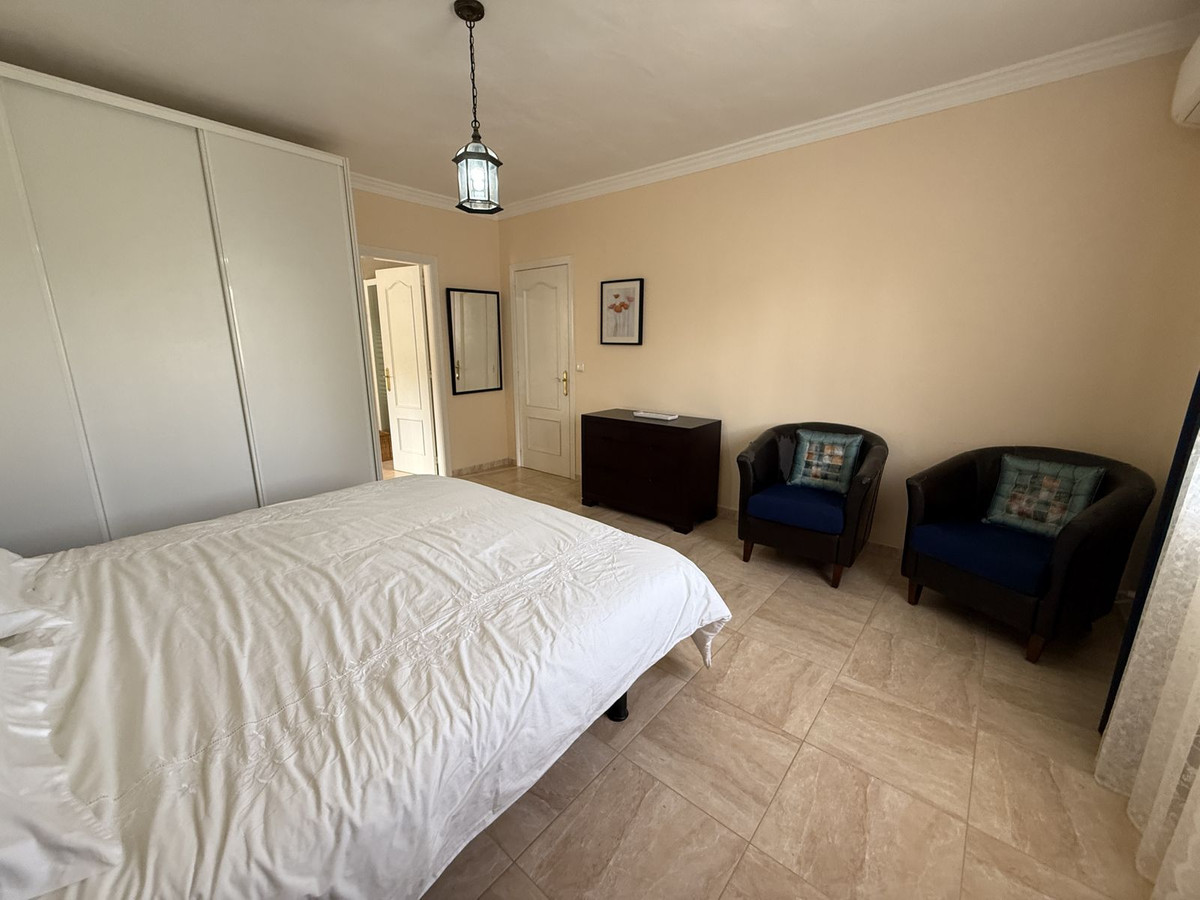 Se vende Finca - Cortijo de 3 dormitorios en Costa Del Sol, Málaga, España