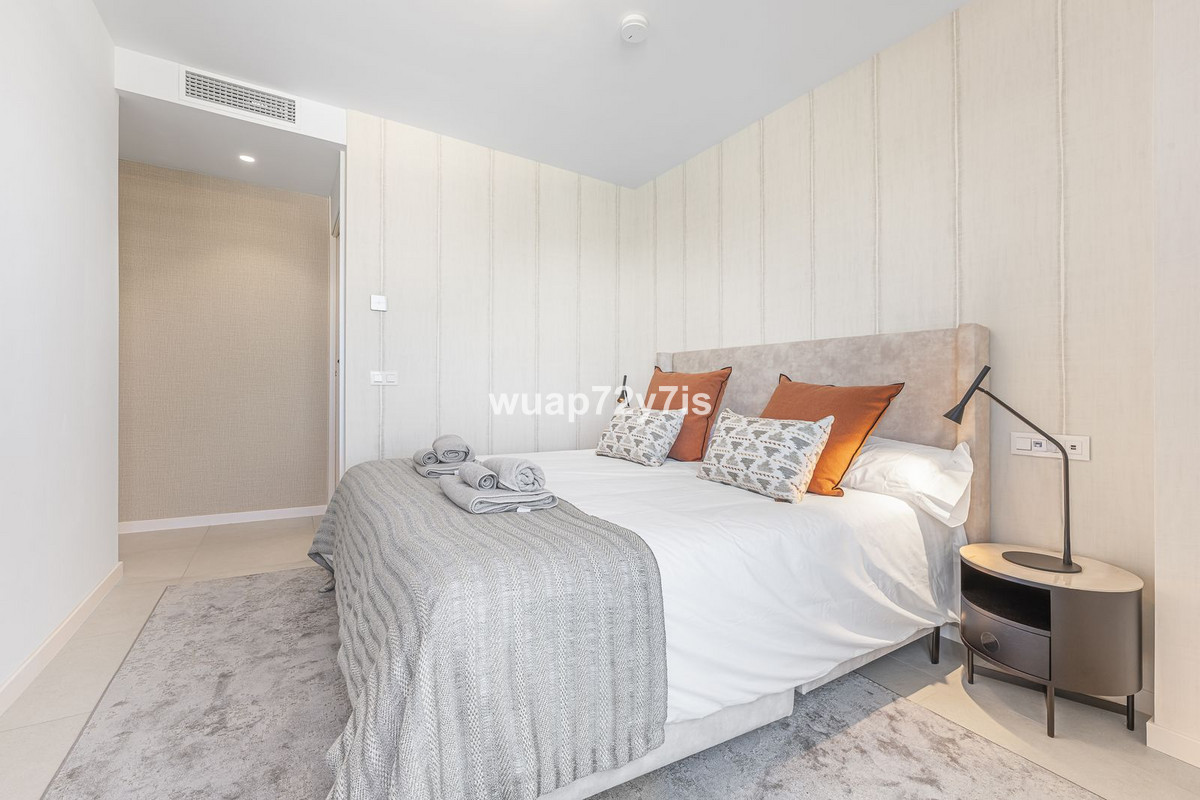 4 Bed Apartment for sale in Torremolinos Costa Del Sol, Málaga, Spain