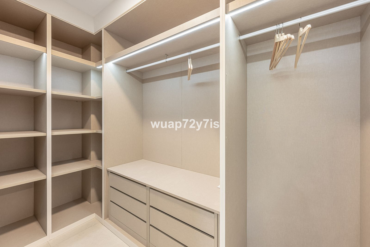 4 Bed Apartment for sale in Torremolinos Costa Del Sol, Málaga, Spain