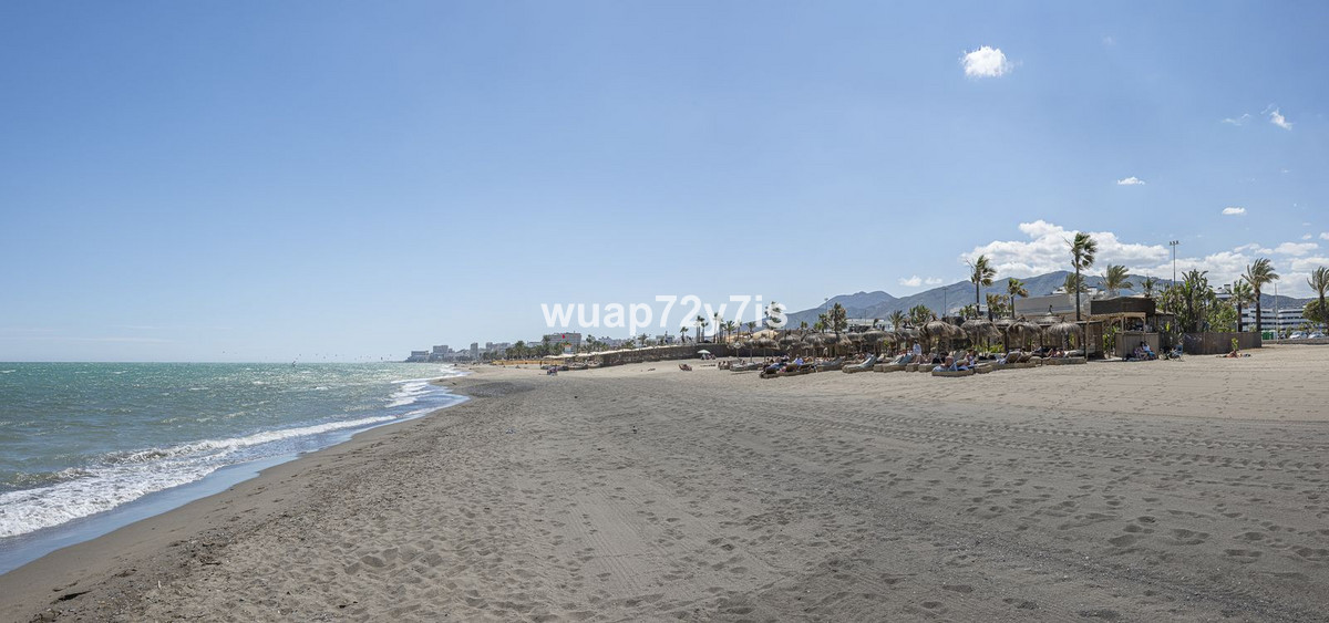 4 Bed Apartment for sale in Torremolinos Costa Del Sol, Málaga, Spain