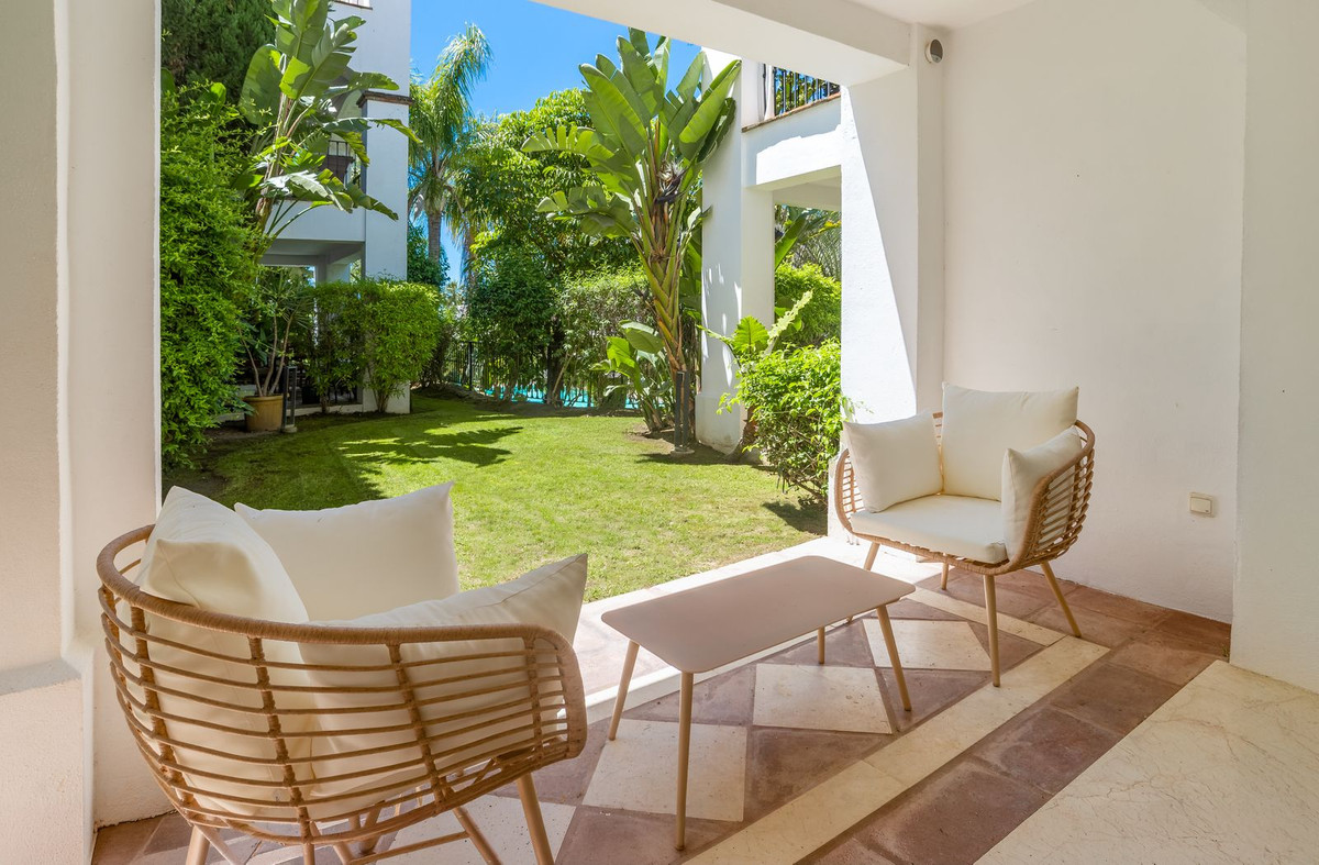 3 Bed Apartment for sale in Sierra Blanca Costa Del Sol, Málaga, Spain