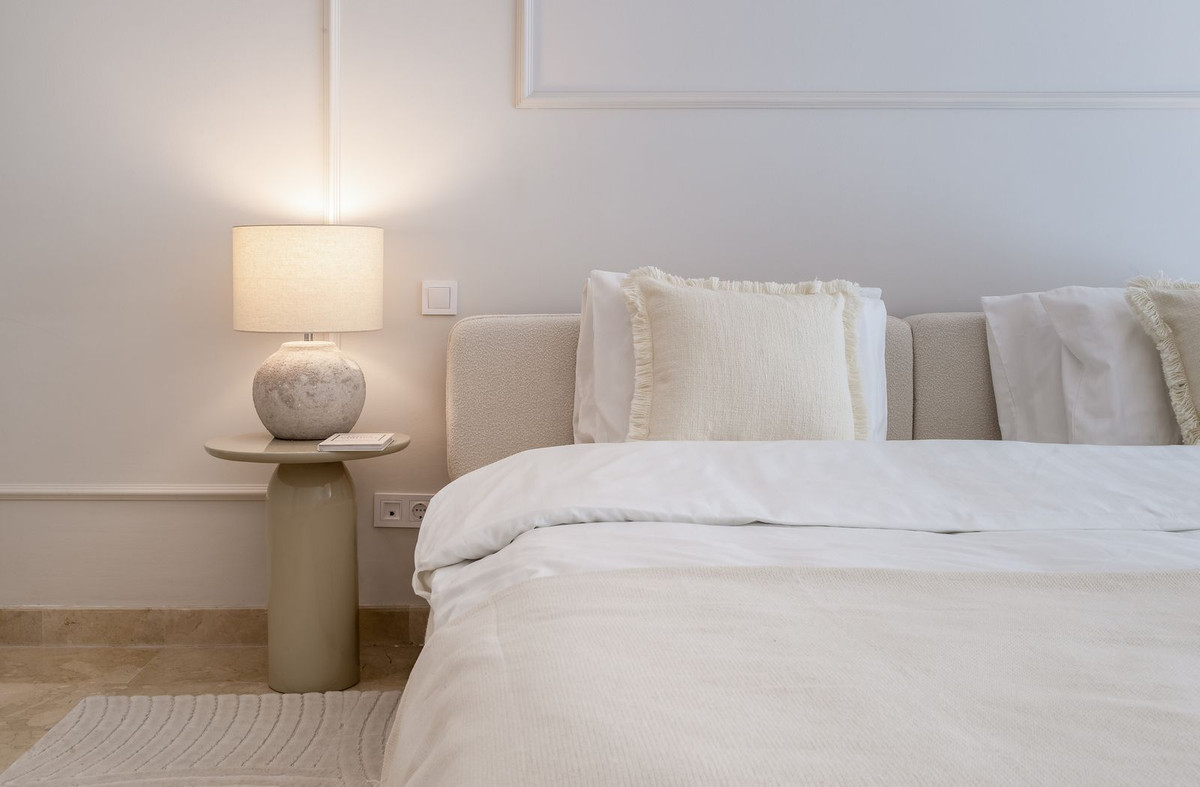3 Bed Apartment for sale in Sierra Blanca Costa Del Sol, Málaga, Spain