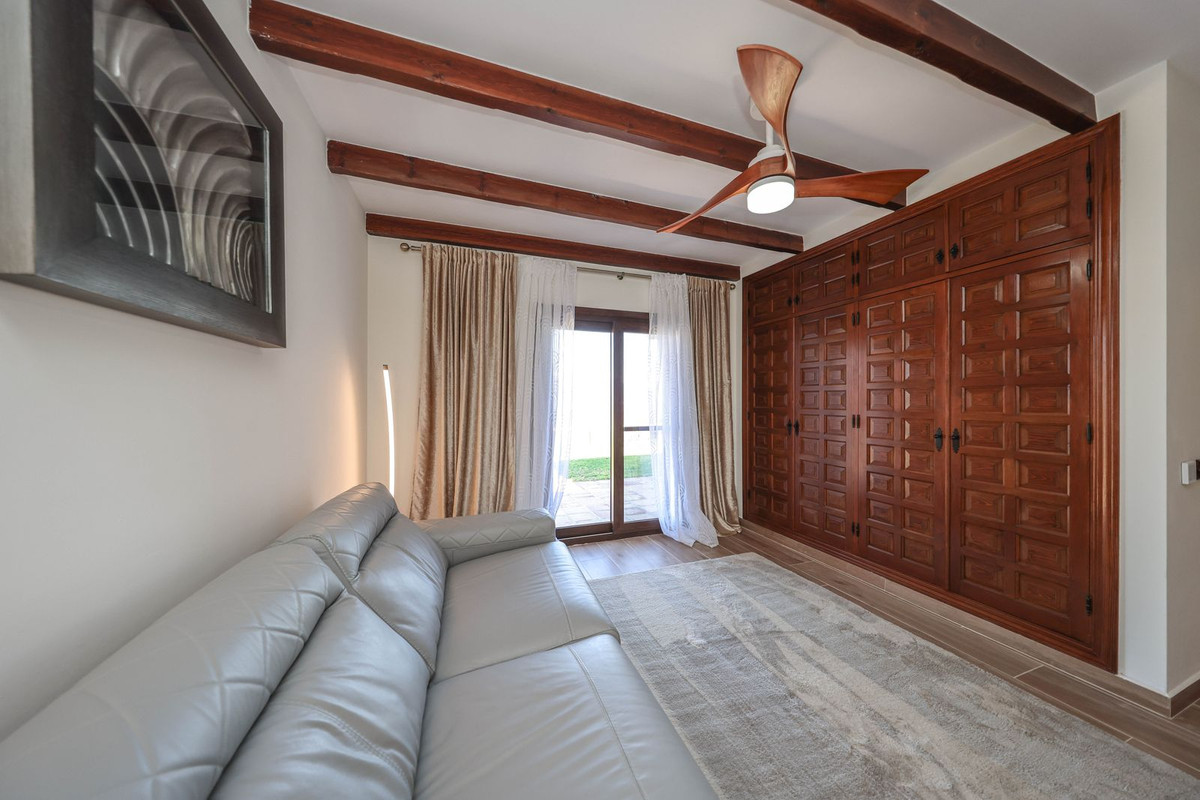 4 Bed Townhouse for sale in Guaro Costa Del Sol, Málaga, Spain