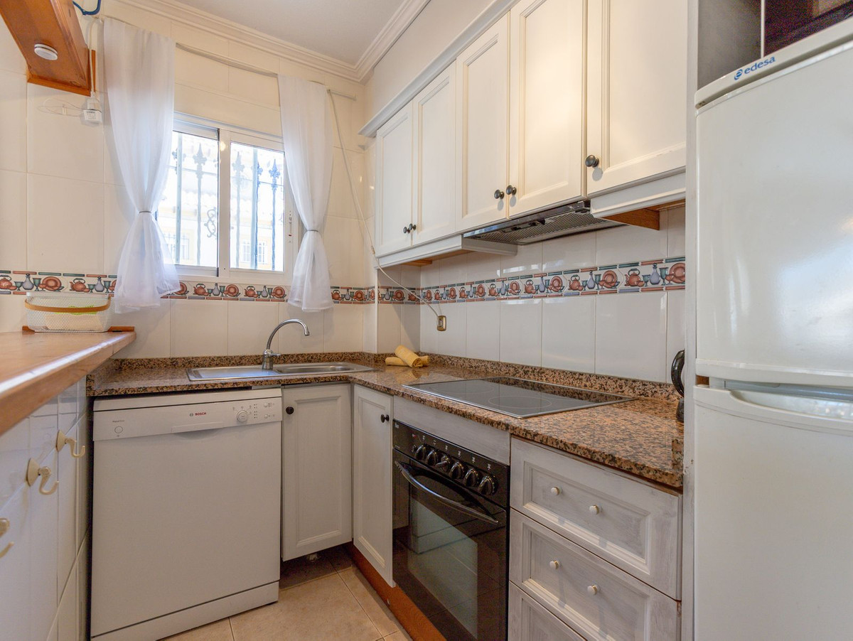 2 Bed Townhouse for sale in La Zenia Costa Blanca, Alicante, Spain