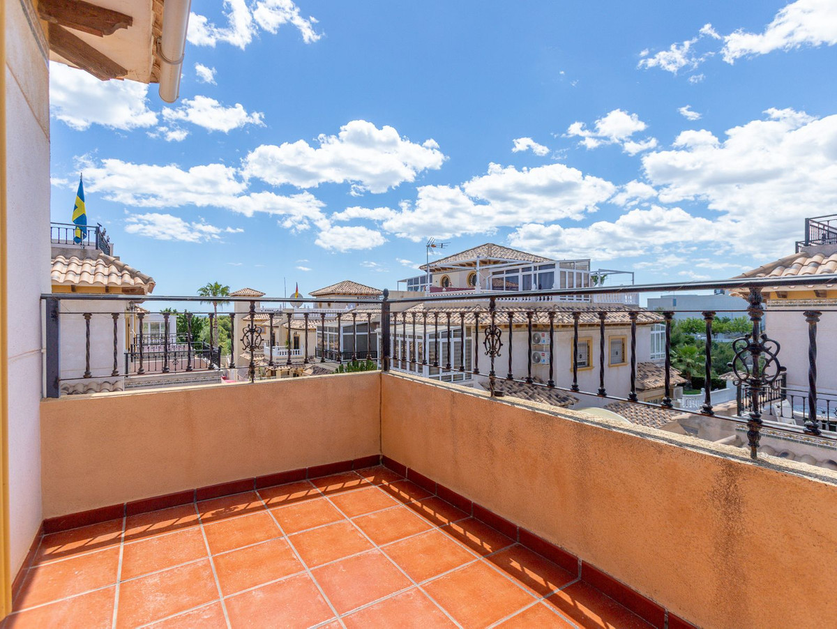 2 Bed Townhouse for sale in La Zenia Costa Blanca, Alicante, Spain