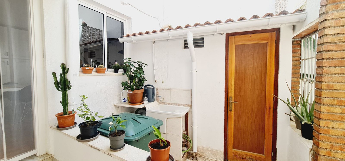 8 Bed Townhouse for sale in Antequera Costa Del Sol, Málaga, Spain