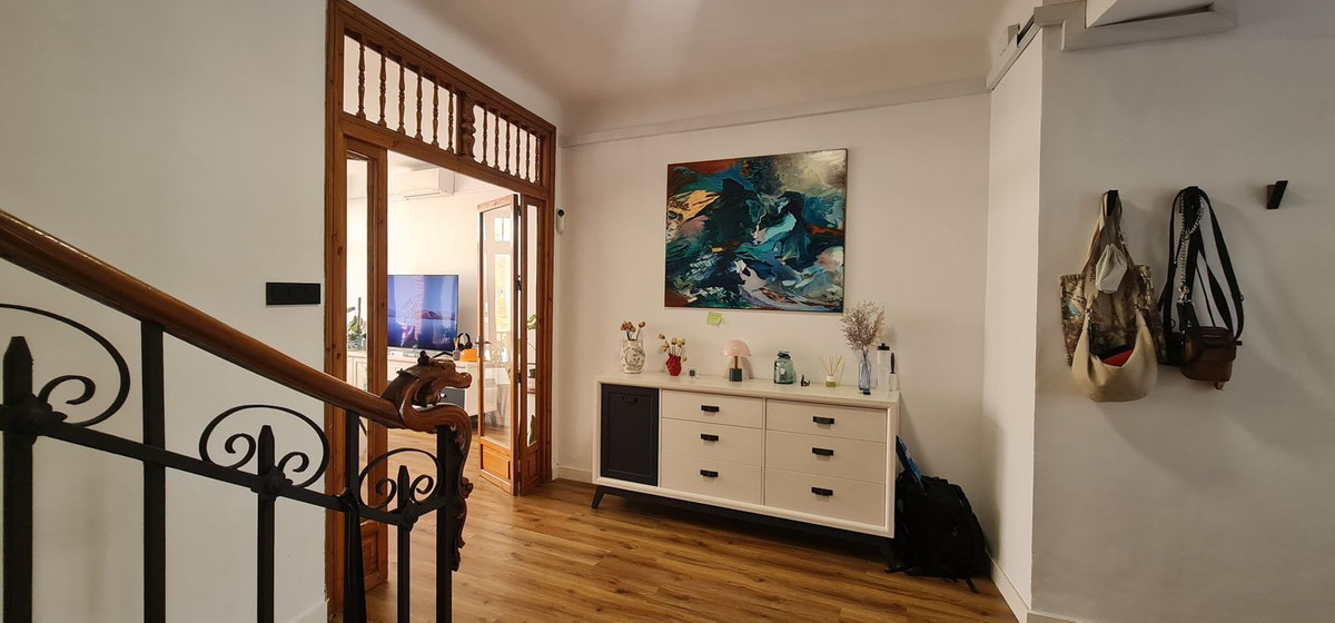 8 Bed Townhouse for sale in Antequera Costa Del Sol, Málaga, Spain