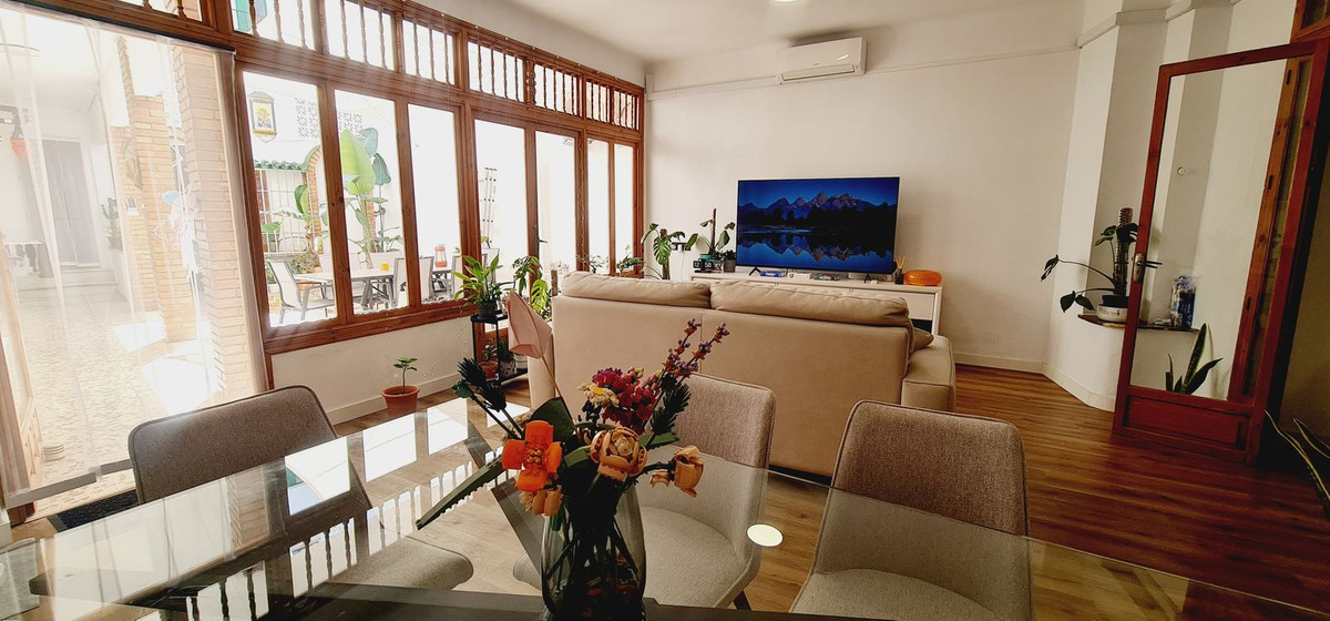 8 Bed Townhouse for sale in Antequera Costa Del Sol, Málaga, Spain