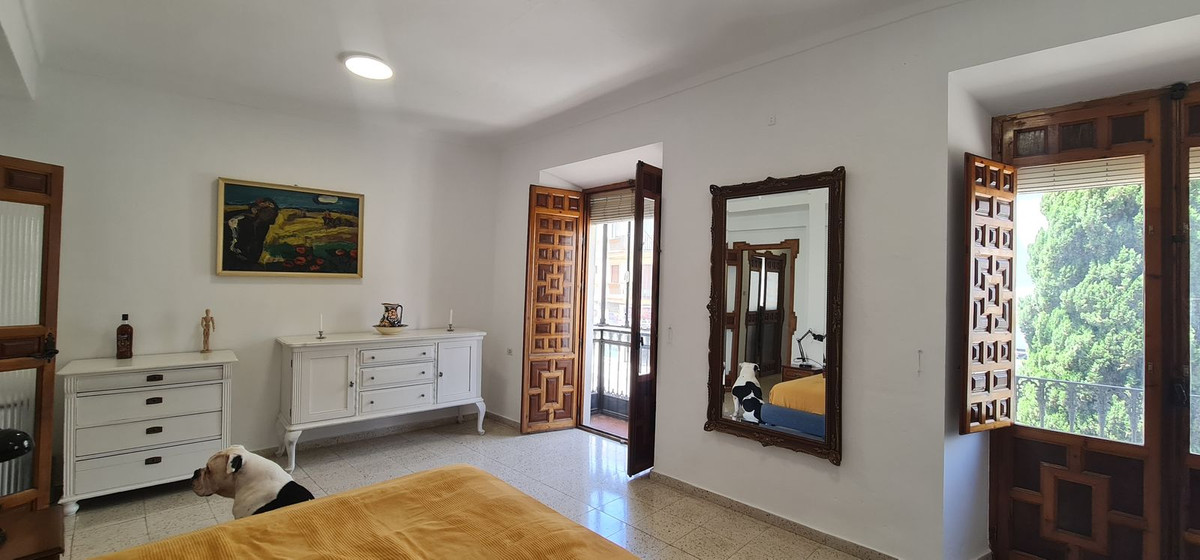 8 Bed Townhouse for sale in Antequera Costa Del Sol, Málaga, Spain