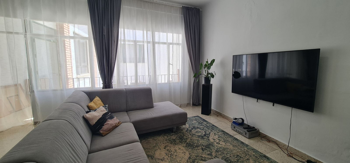 8 Bed Townhouse for sale in Antequera Costa Del Sol, Málaga, Spain