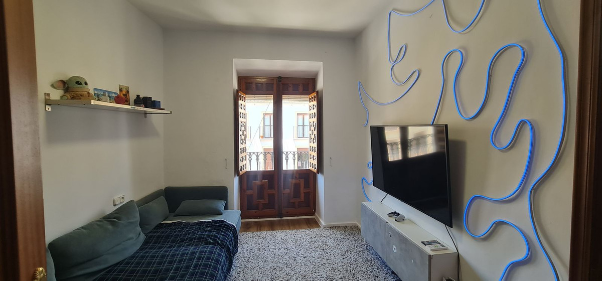 8 Bed Townhouse for sale in Antequera Costa Del Sol, Málaga, Spain