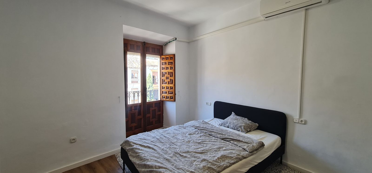 8 Bed Townhouse for sale in Antequera Costa Del Sol, Málaga, Spain