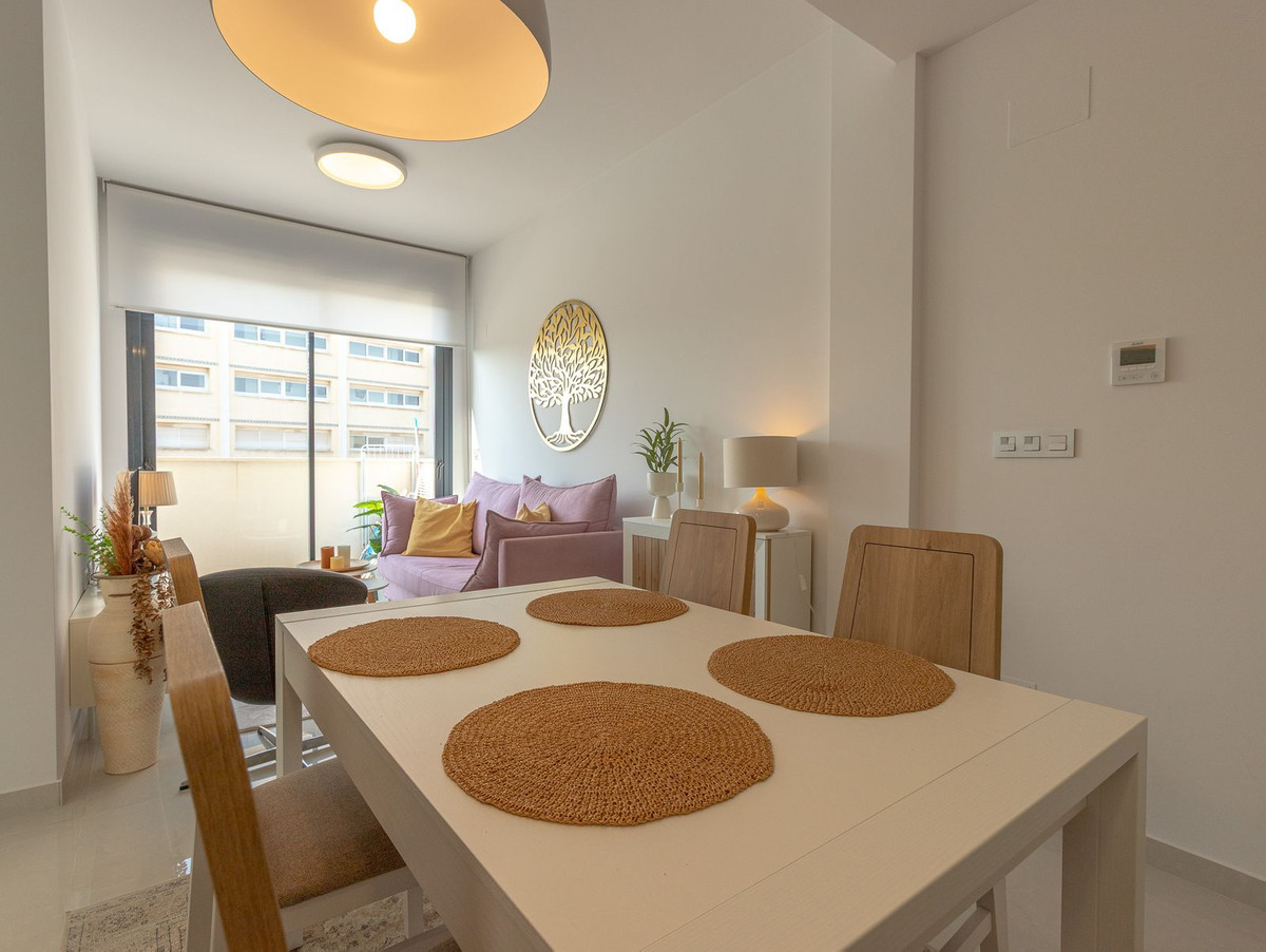 Se vende Apartamento en Planta Última de 1 dormitorios en Costa Blanca, Alicante, España