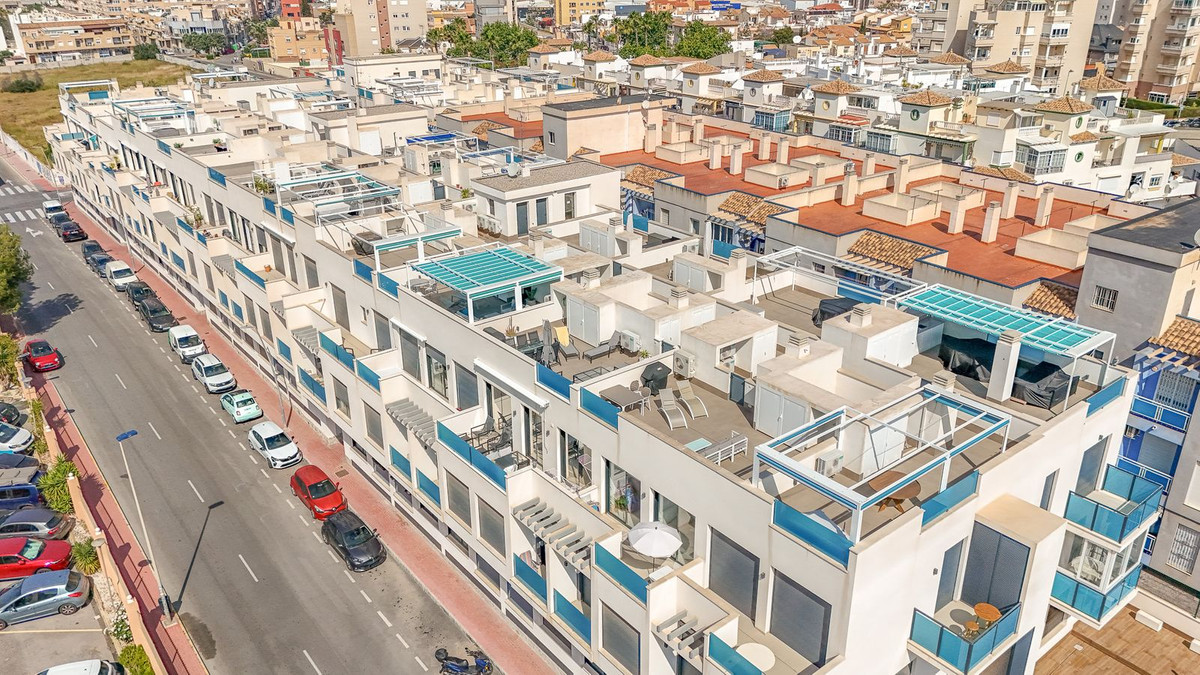 Se vende Apartamento en Planta Última de 1 dormitorios en Costa Blanca, Alicante, España