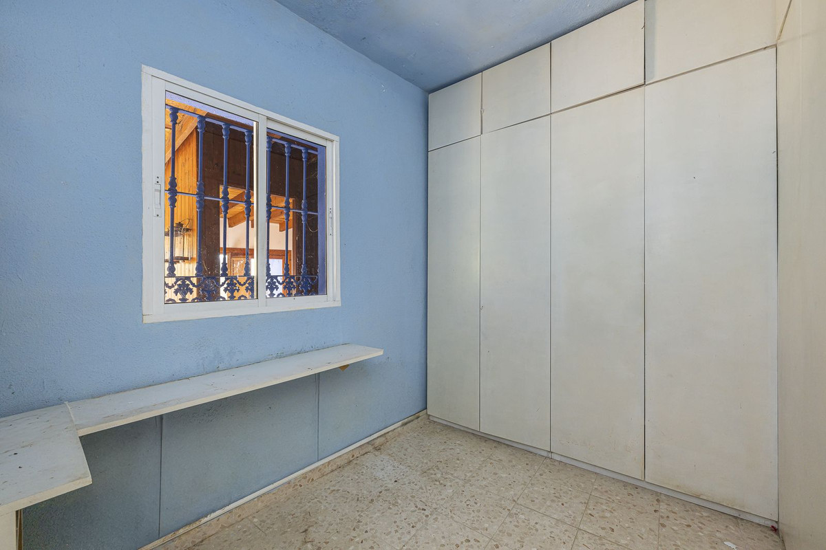 Se vende Finca - Cortijo de 2 dormitorios en Costa Del Sol, Málaga, España