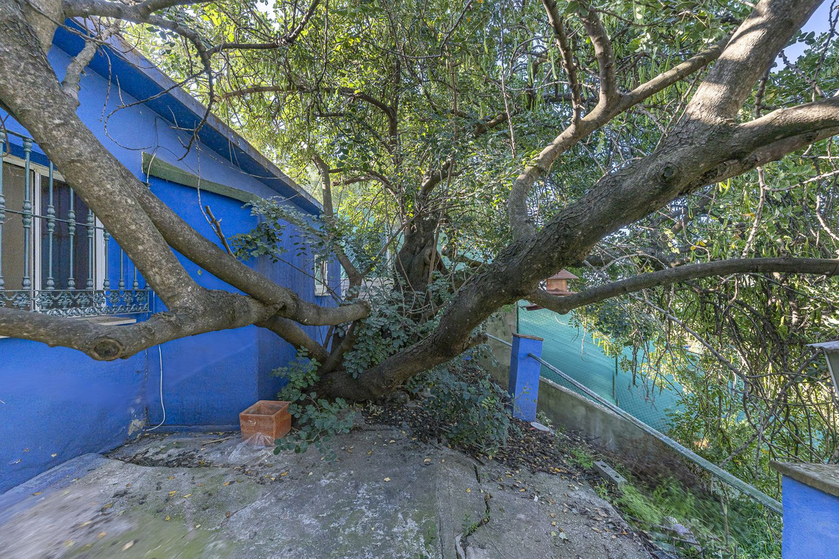 Se vende Finca - Cortijo de 2 dormitorios en Costa Del Sol, Málaga, España
