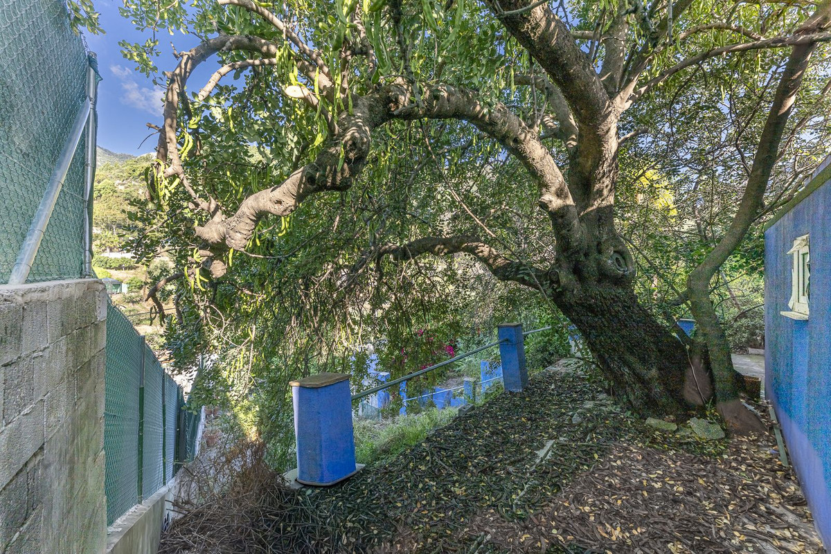 Se vende Finca - Cortijo de 2 dormitorios en Costa Del Sol, Málaga, España
