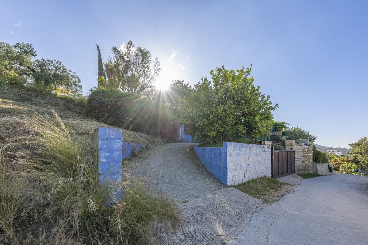 Se vende Finca - Cortijo de 2 dormitorios en Costa Del Sol, Málaga, España