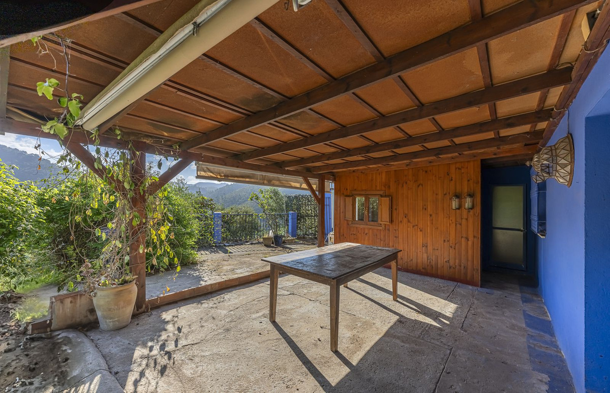 Se vende Finca - Cortijo de 2 dormitorios en Costa Del Sol, Málaga, España