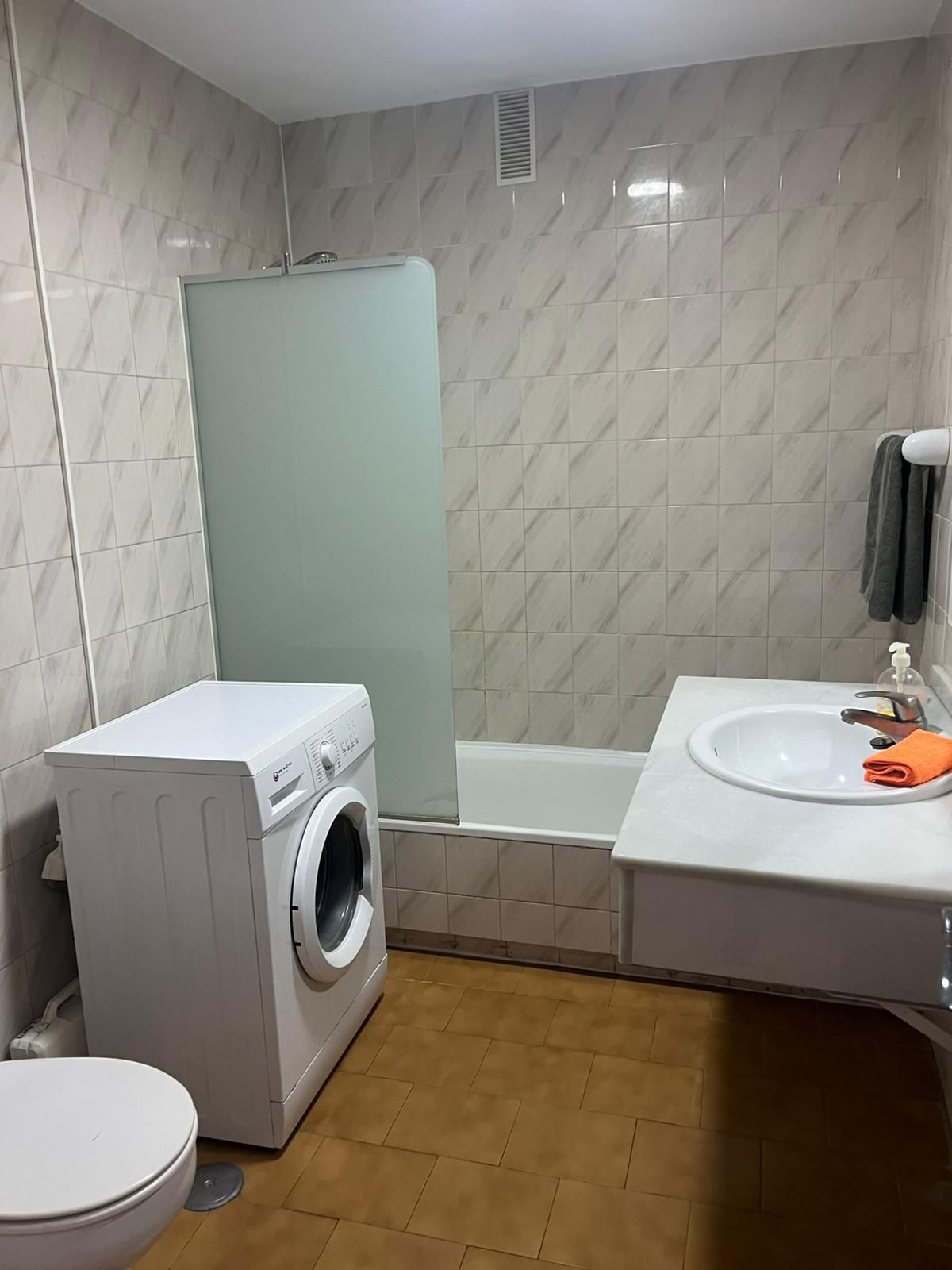 1 Bed Apartment for sale in Fuengirola Costa Del Sol, Málaga, Spain
