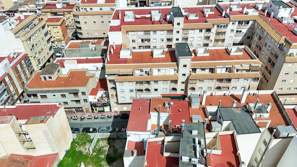 Se vende Apartamento Planta Media de 2 dormitorios en Costa Blanca, Alicante, España