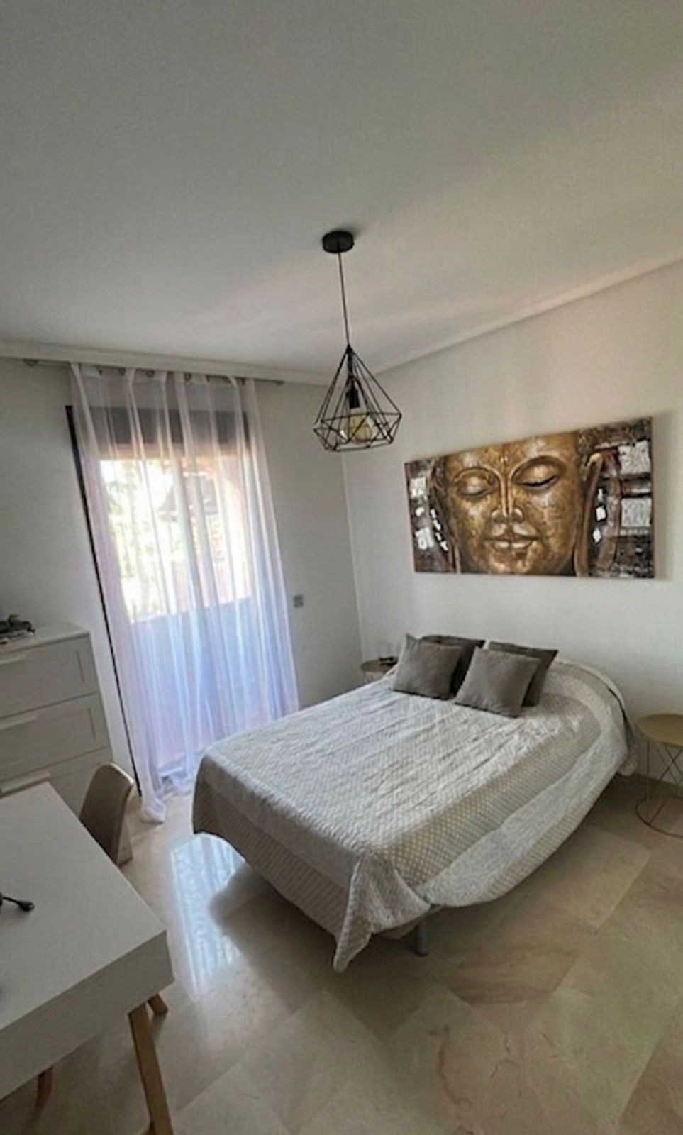Se vende Apartamento Planta Media de 4 dormitorios en Costa Del Sol, Málaga, España
