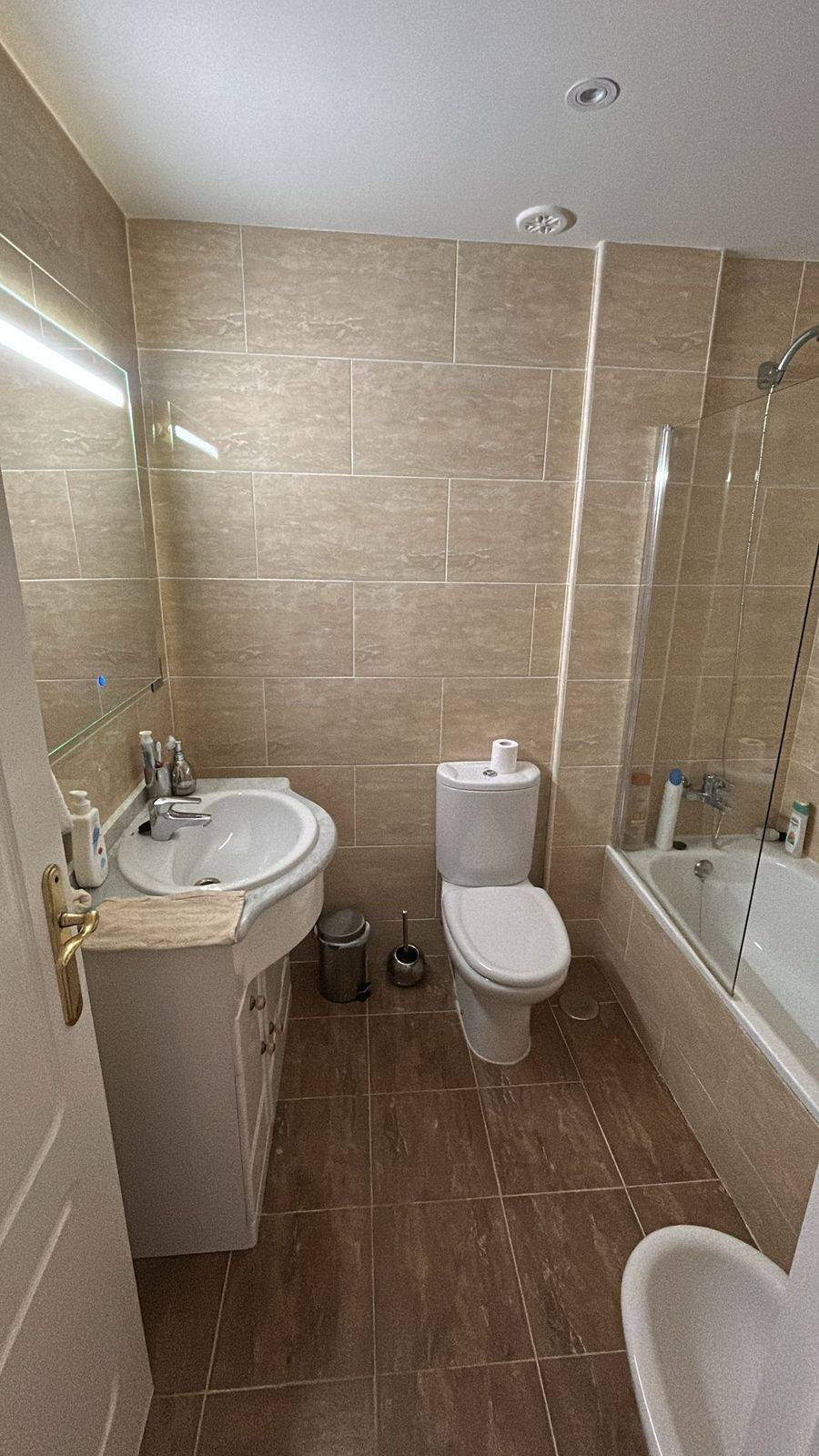 Se vende Apartamento Planta Media de 4 dormitorios en Costa Del Sol, Málaga, España