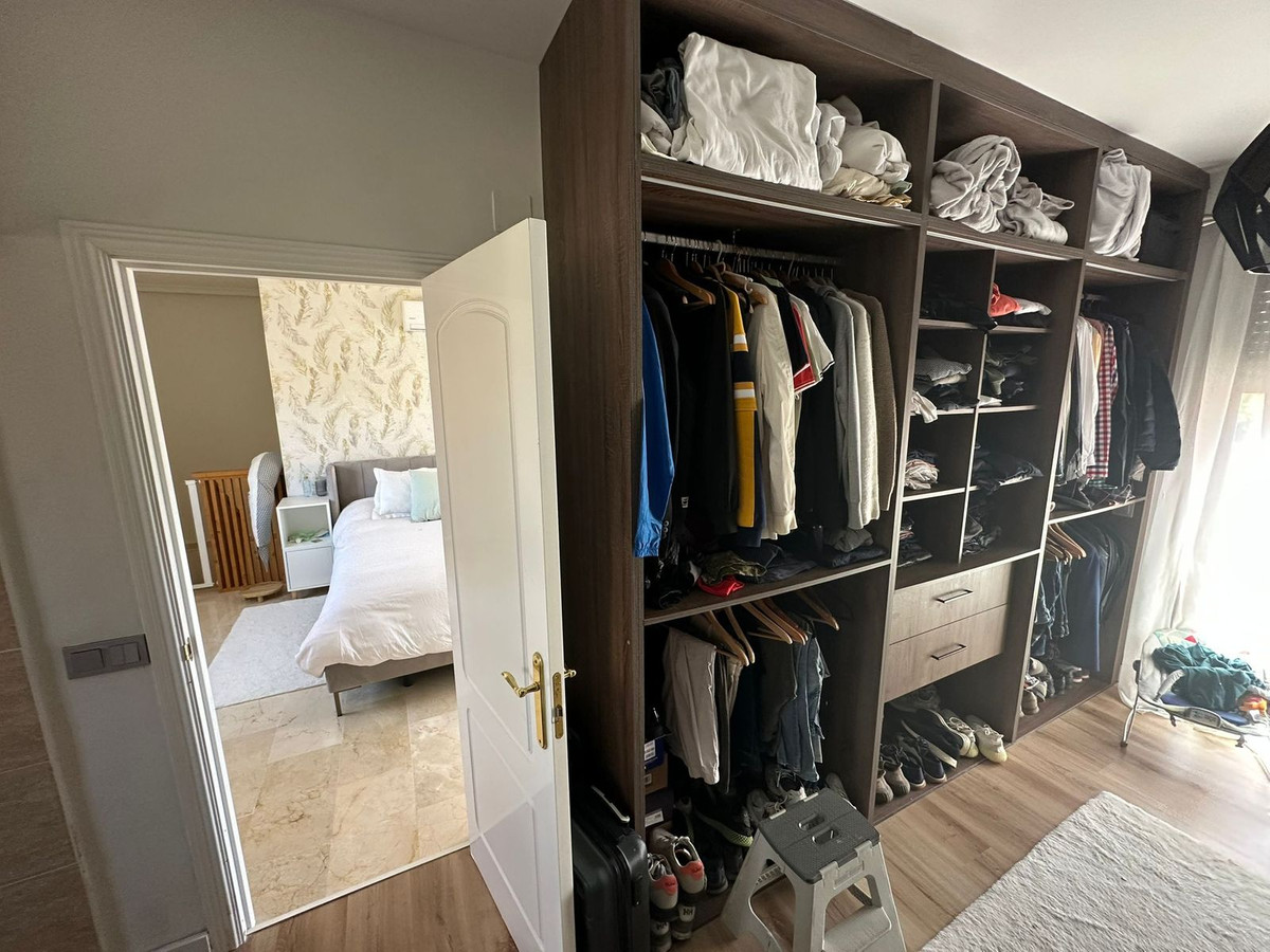 Se vende Apartamento Planta Media de 4 dormitorios en Costa Del Sol, Málaga, España