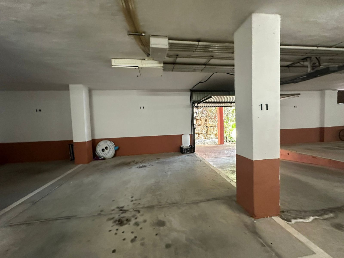 Se vende Apartamento Planta Media de 4 dormitorios en Costa Del Sol, Málaga, España
