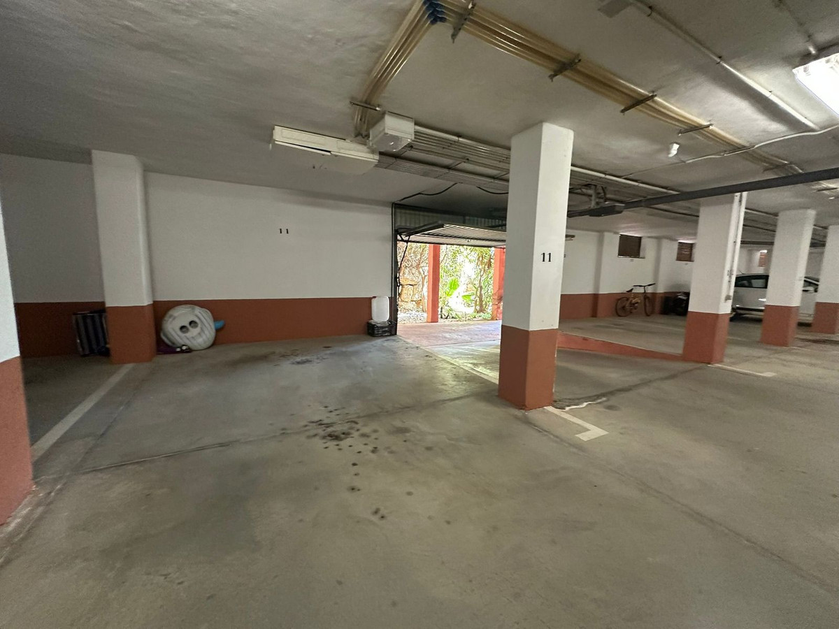 Se vende Apartamento Planta Media de 4 dormitorios en Costa Del Sol, Málaga, España