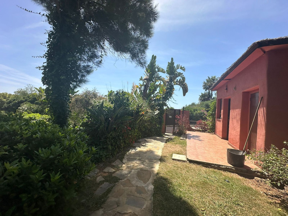 Se vende Apartamento Planta Media de 4 dormitorios en Costa Del Sol, Málaga, España