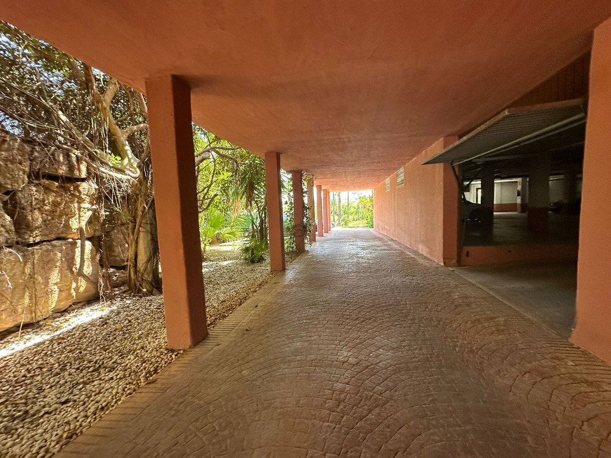 Se vende Apartamento Planta Media de 4 dormitorios en Costa Del Sol, Málaga, España