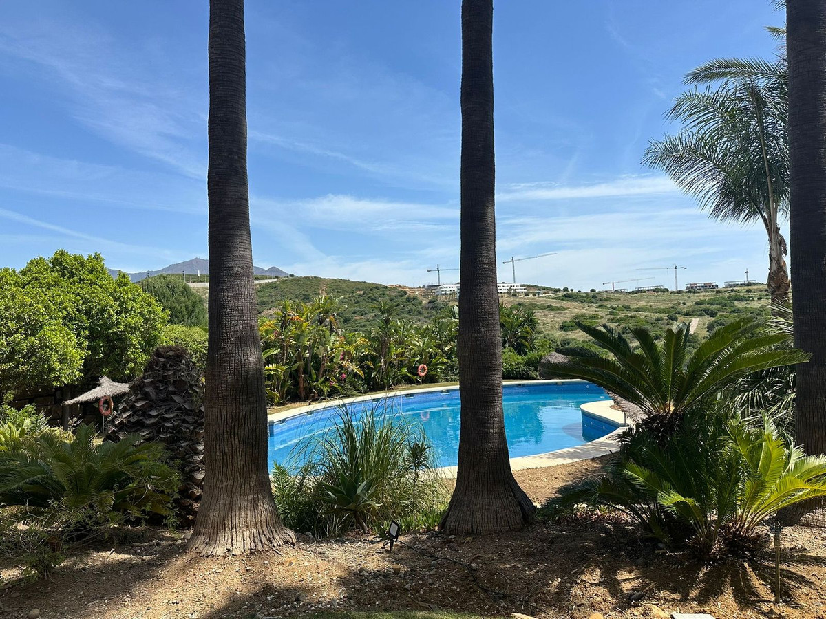 Se vende Apartamento Planta Media de 4 dormitorios en Costa Del Sol, Málaga, España