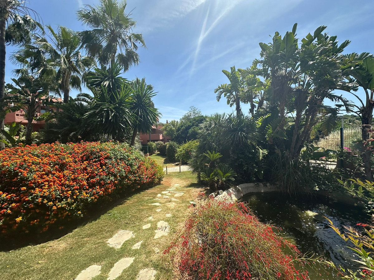 Se vende Apartamento Planta Media de 4 dormitorios en Costa Del Sol, Málaga, España