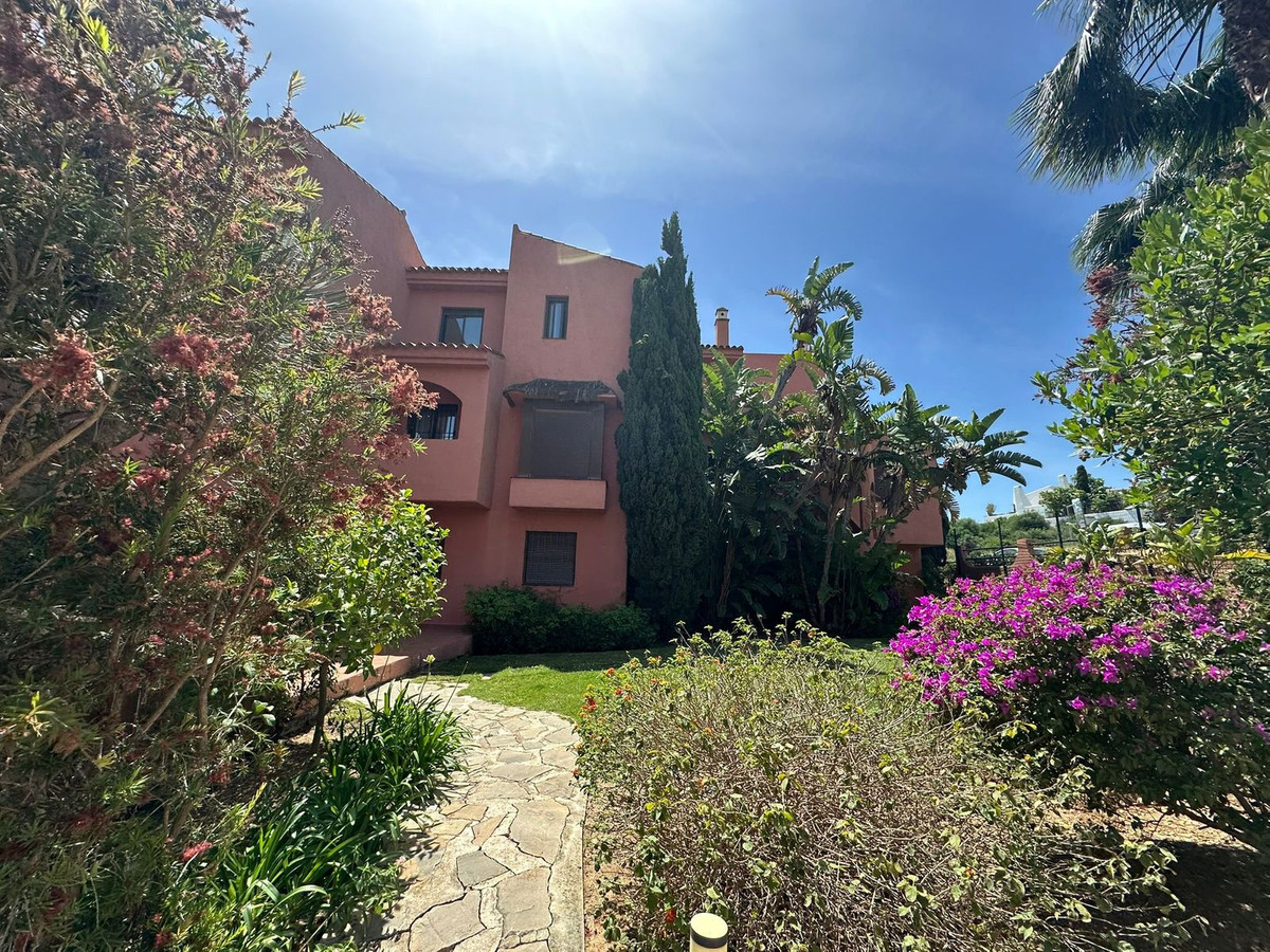 Se vende Apartamento Planta Media de 4 dormitorios en Costa Del Sol, Málaga, España