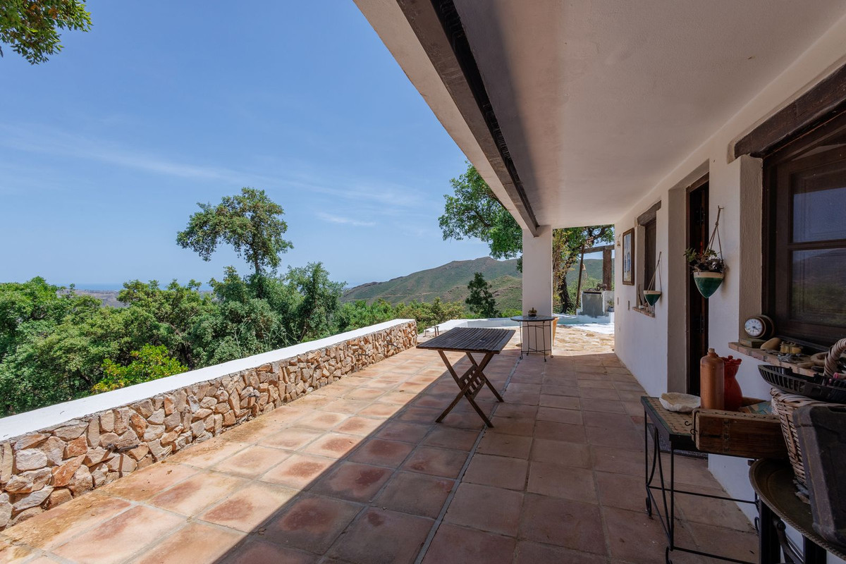 6 Bed Townhouse for sale in Coín Costa Del Sol, Málaga, Spain