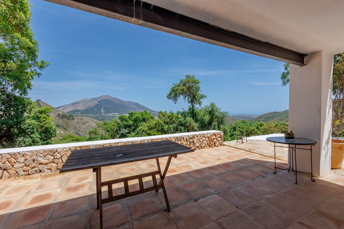 6 Bed Townhouse for sale in Coín Costa Del Sol, Málaga, Spain