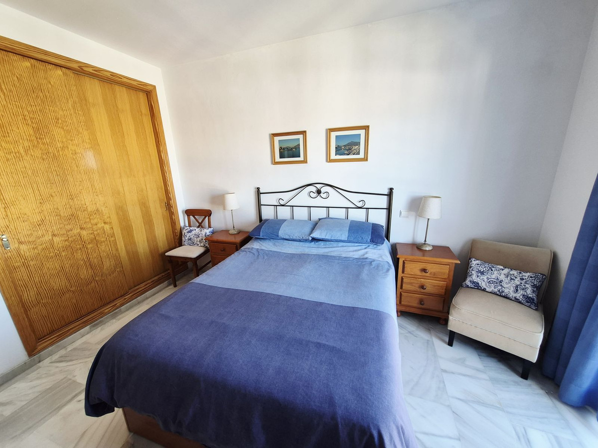 Se vende Apartamento Planta Media de 2 dormitorios en Costa Del Sol, Málaga, España