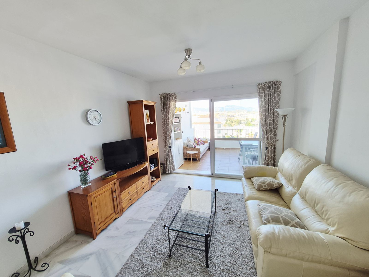 Se vende Apartamento Planta Media de 2 dormitorios en Costa Del Sol, Málaga, España