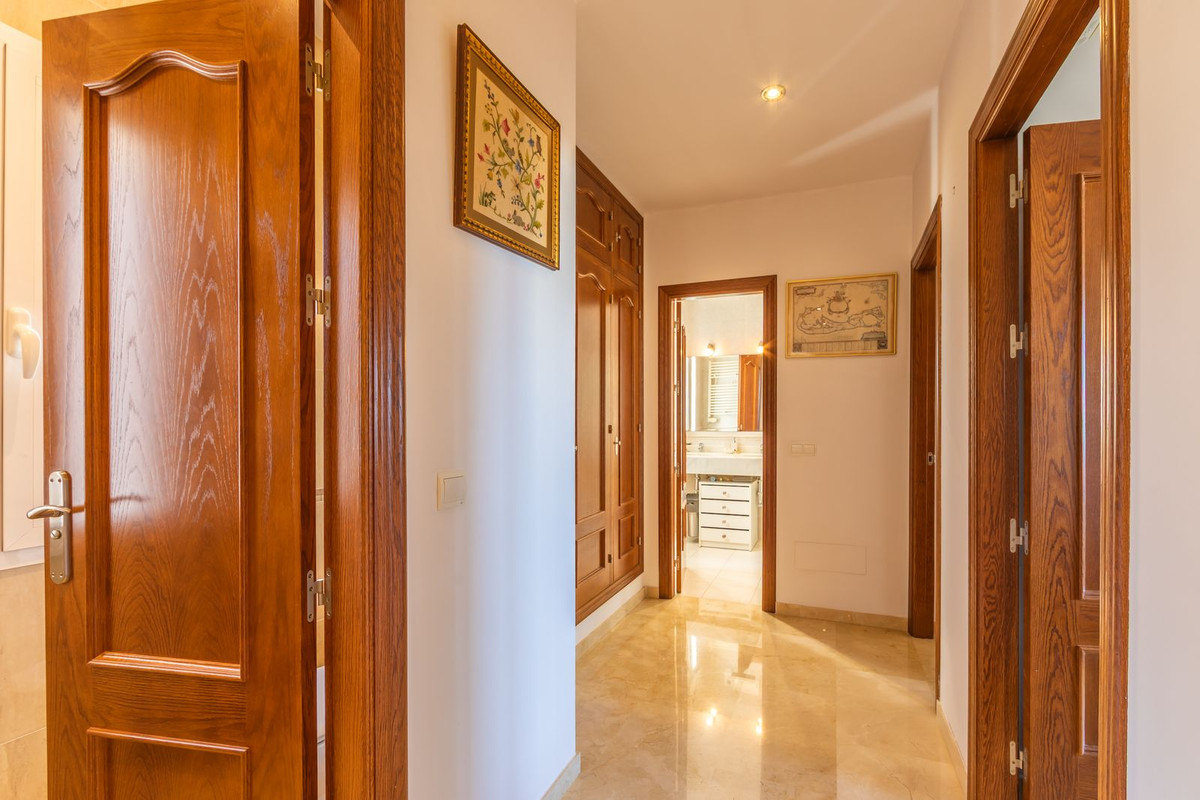 3 Bed Townhouse for sale in La Duquesa Costa Del Sol, Málaga, Spain