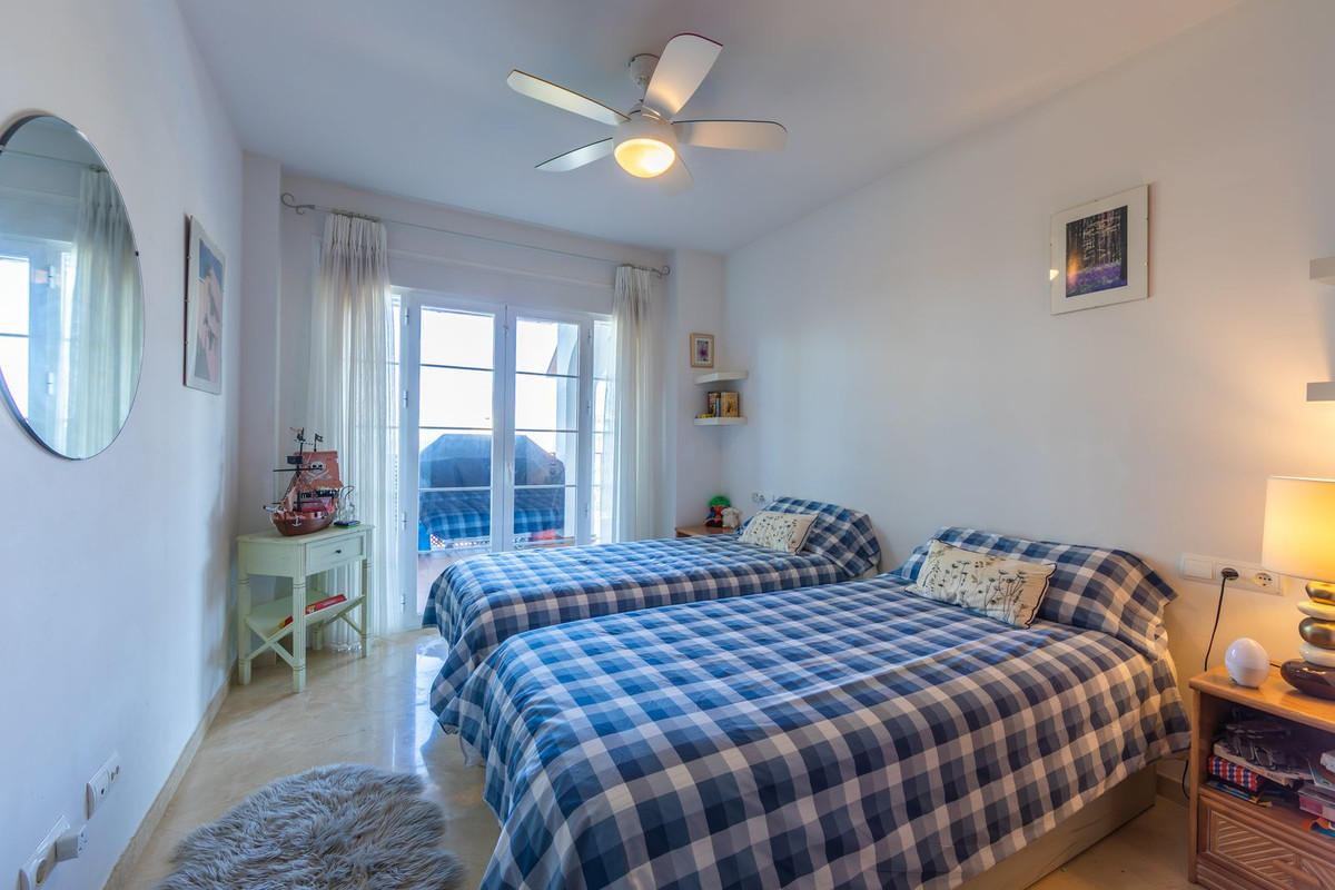 3 Bed Townhouse for sale in La Duquesa Costa Del Sol, Málaga, Spain