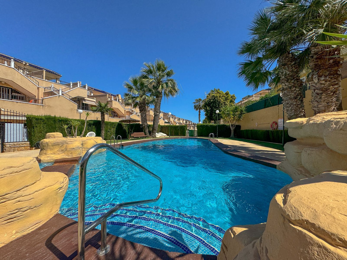 2 Bed Townhouse for sale in Orihuela Costa Costa Blanca, Alicante, Spain
