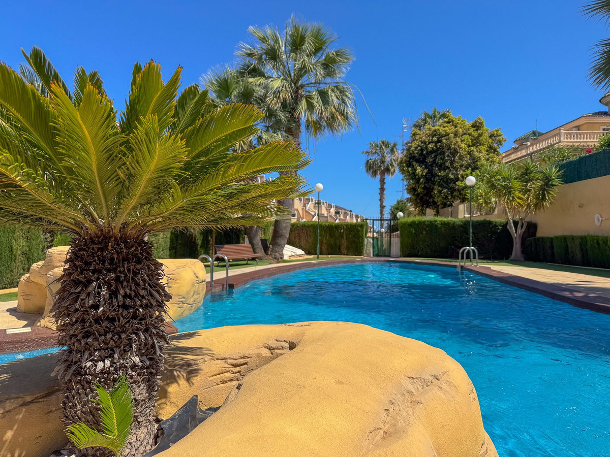 2 Bed Townhouse for sale in Orihuela Costa Costa Blanca, Alicante, Spain