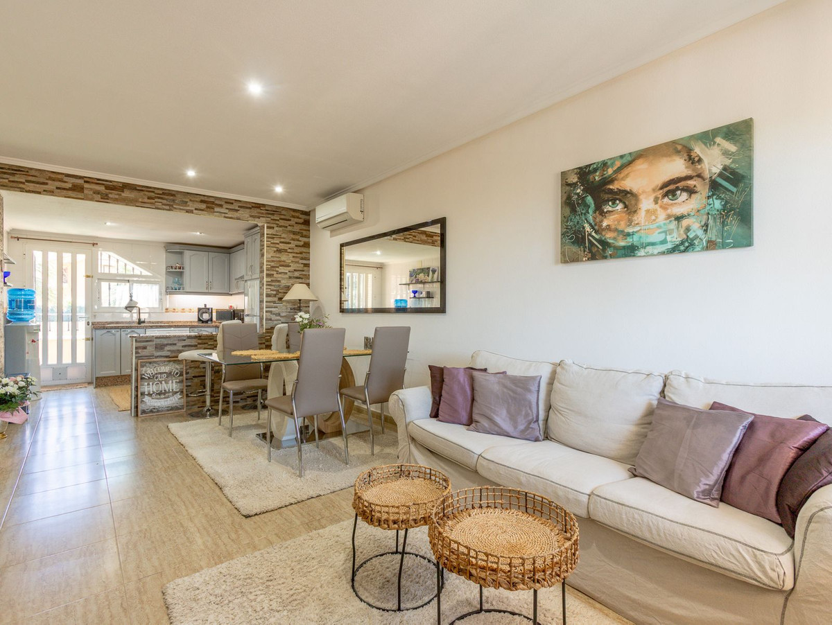 2 Bed Townhouse for sale in Orihuela Costa Costa Blanca, Alicante, Spain