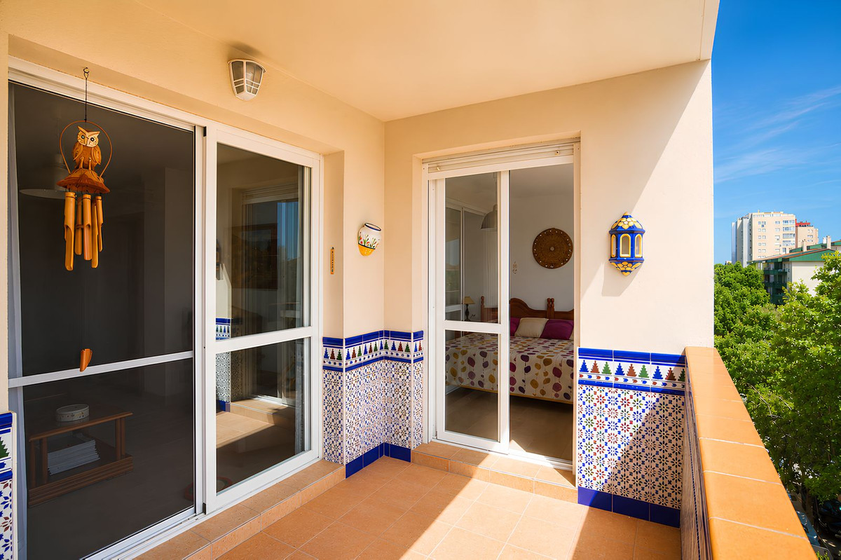 2 Bed Apartment for sale in Fuengirola Costa Del Sol, Málaga, Spain