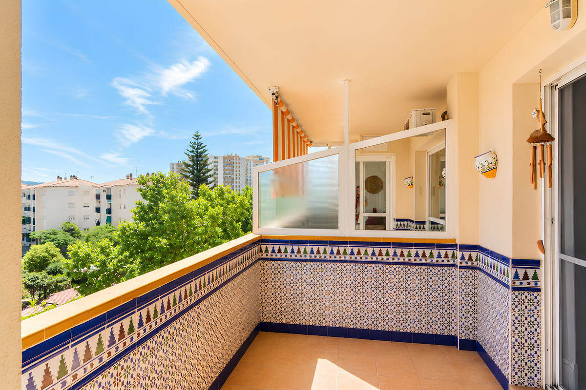 2 Bed Apartment for sale in Fuengirola Costa Del Sol, Málaga, Spain